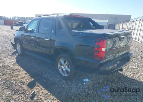 2013 Chevrolet Avalanche Lt from USA, damaged, VIN 3GNTKFE73DG379648